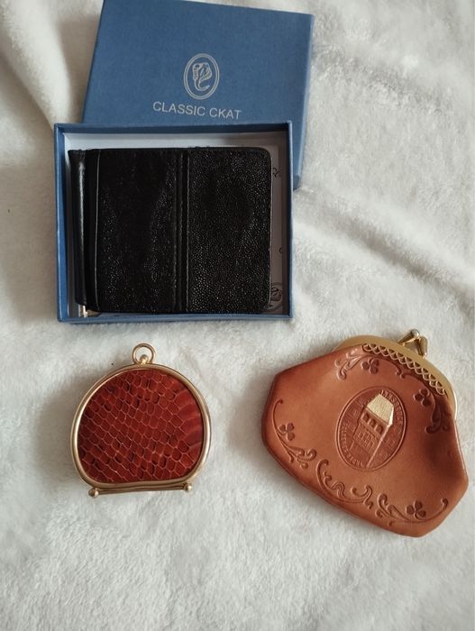 Зажим  для денег скат натуральный ,монетницы