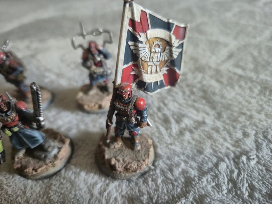 Warhammer 40k Astra Militarum Cadian Command Squad 

Squad