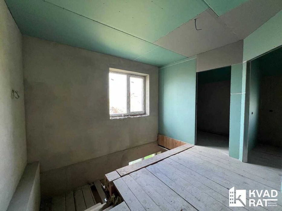 У продажі Просторий Будинок у Драгомирчанах