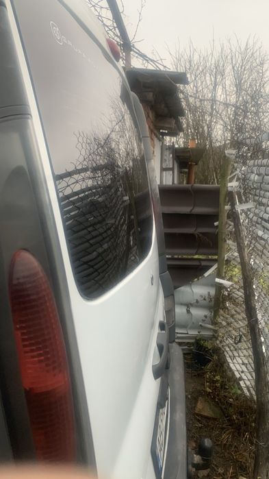 Опель віваро 1,9