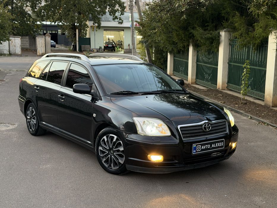 Toyota Avensis 1.8 бенз