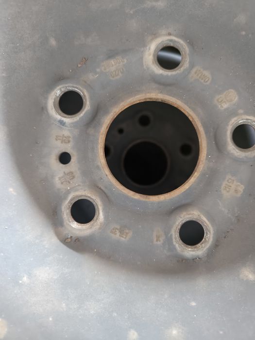Felgi stalowe 15" volkswagen audi passat B5