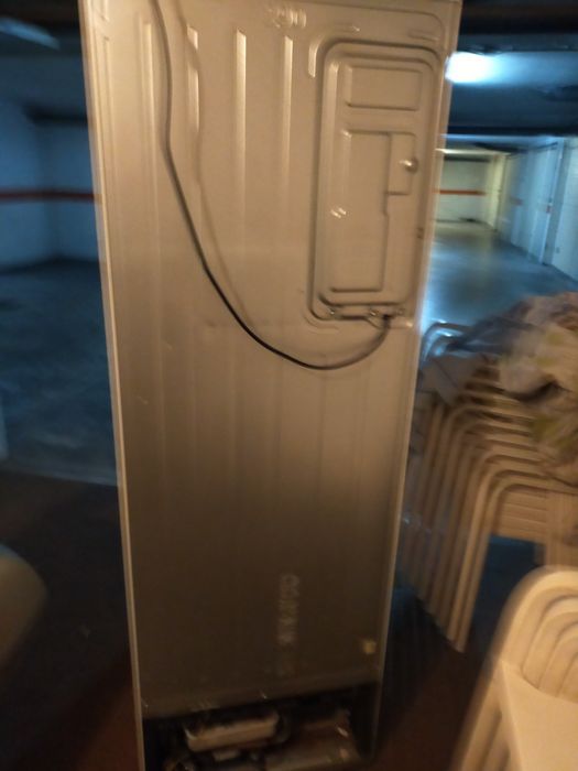 Frigorífico semi-novo