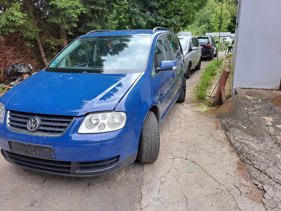 VOLKSWAGEN TOURAN 1,9tdi CZĘŚCI, maska, zderzak , alternator, szyba, klapa