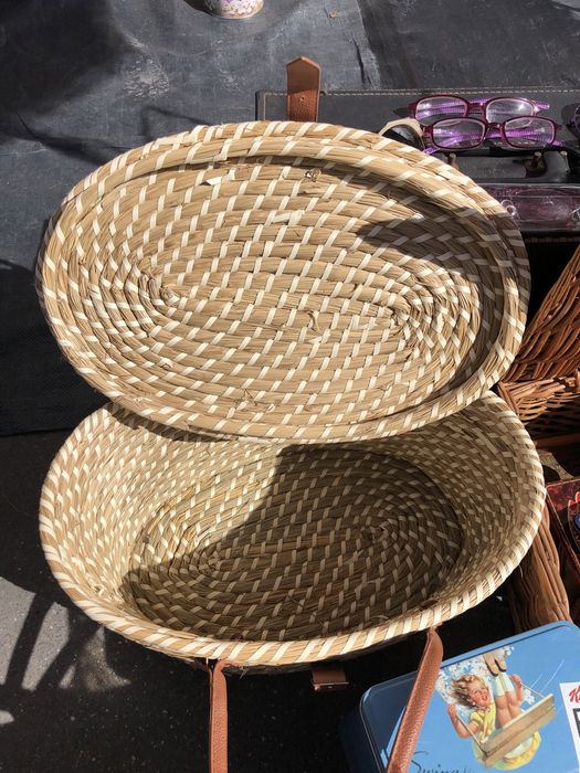 Cesta em cabaz com tampa