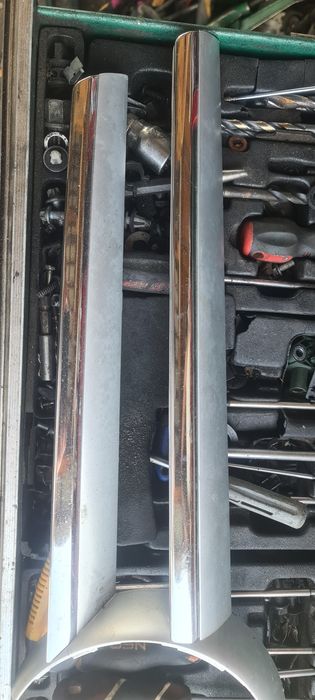 Grill Chrom Prawy Dolny Górny Mercedes CLS W218