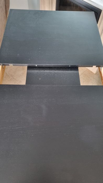 Mesa de sala + 3 cadeiras