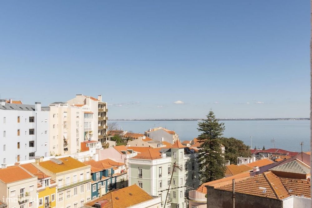 Apartamento T3 com vista, Lisboa