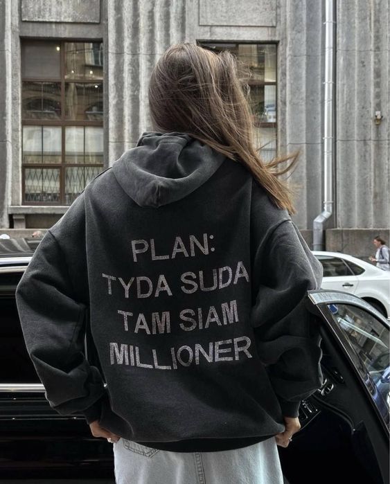 ХИТ Женская теплая кофта/худи черная Оверсайз Трехнитка Миллионер: 639 ...