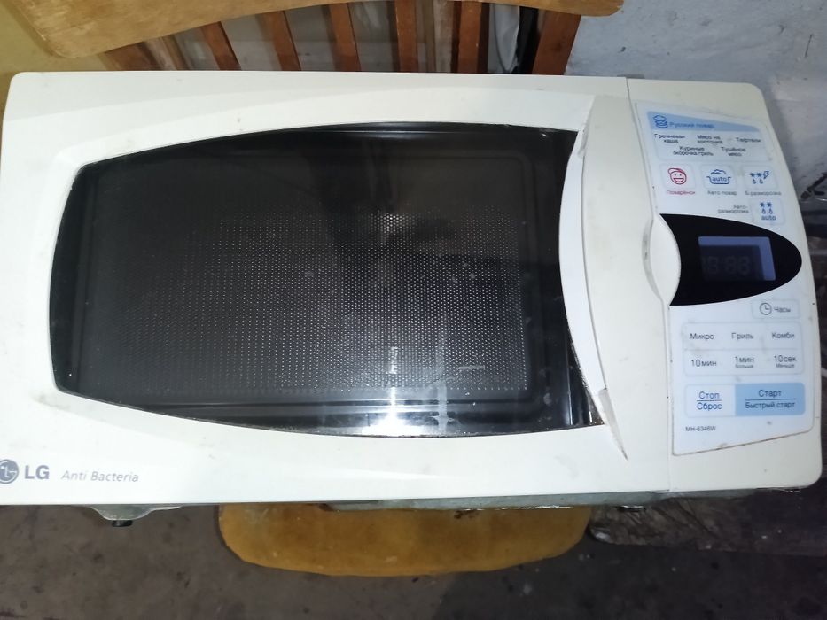 Продам микроволновку LG
