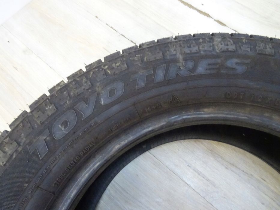 opona toyo tires celsius cargo 215/65r16 c 109/107 t 24r