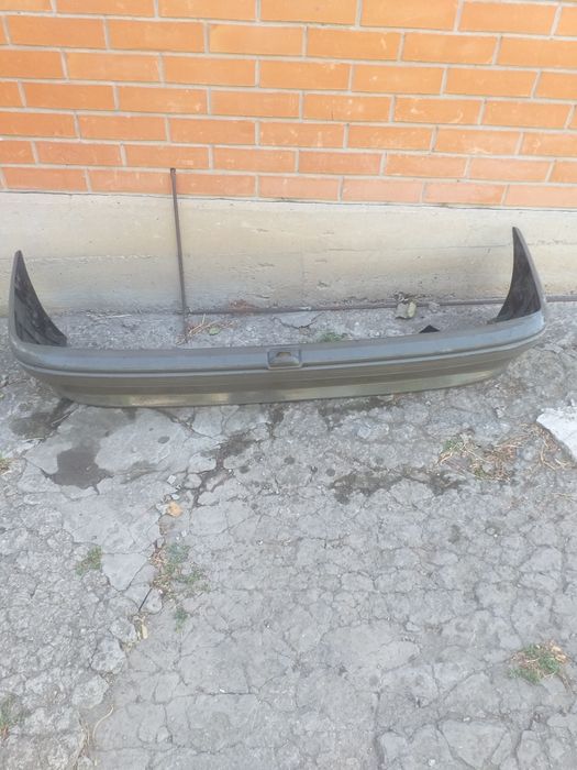 Бампер задний Опель Кадет