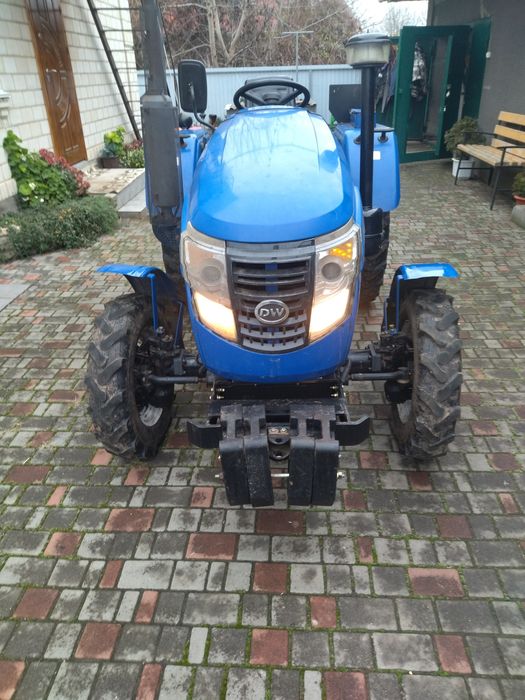 Продається трактор тоДВ 244 АНТ,фреза,плуг