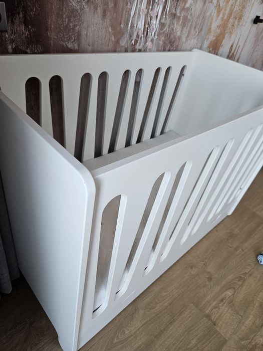 Łóżeczko dziecięce PINIO MOON - jak nowe