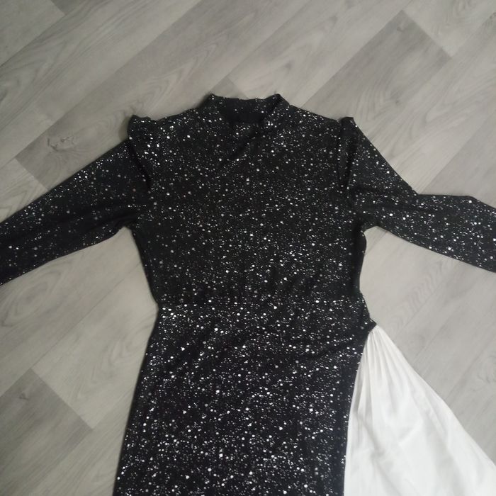 Продам сукню максі