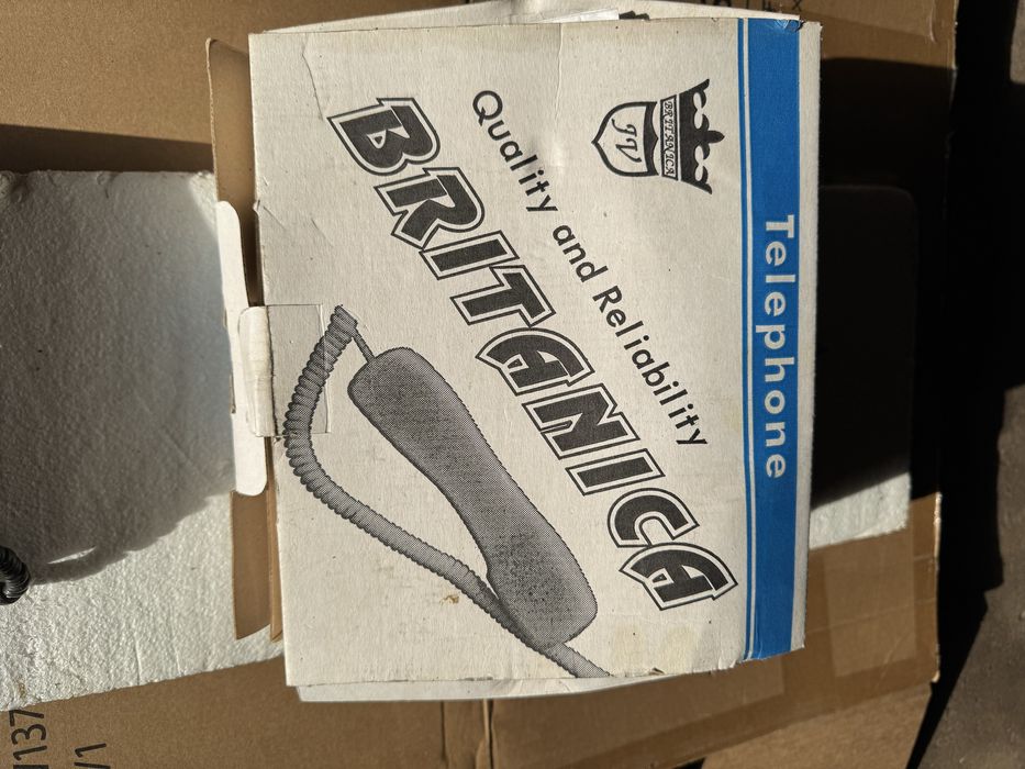 Стаціонарний телефон марки Britanika.