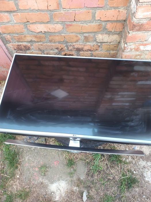 Телевизор LG 43.