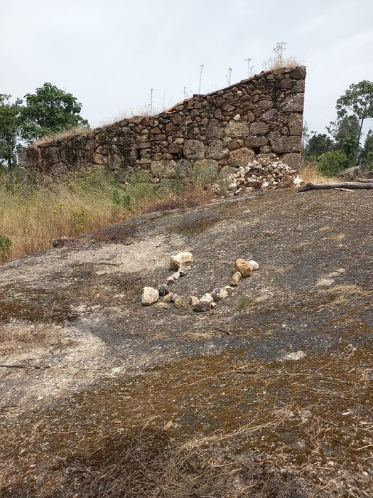 Vendo Ruina e terreno