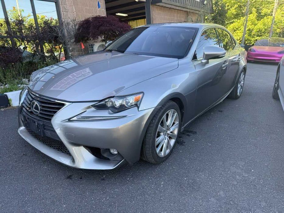 Lexus IS 300      2016