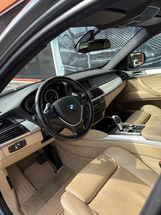 BMW X6 — fotografia 5