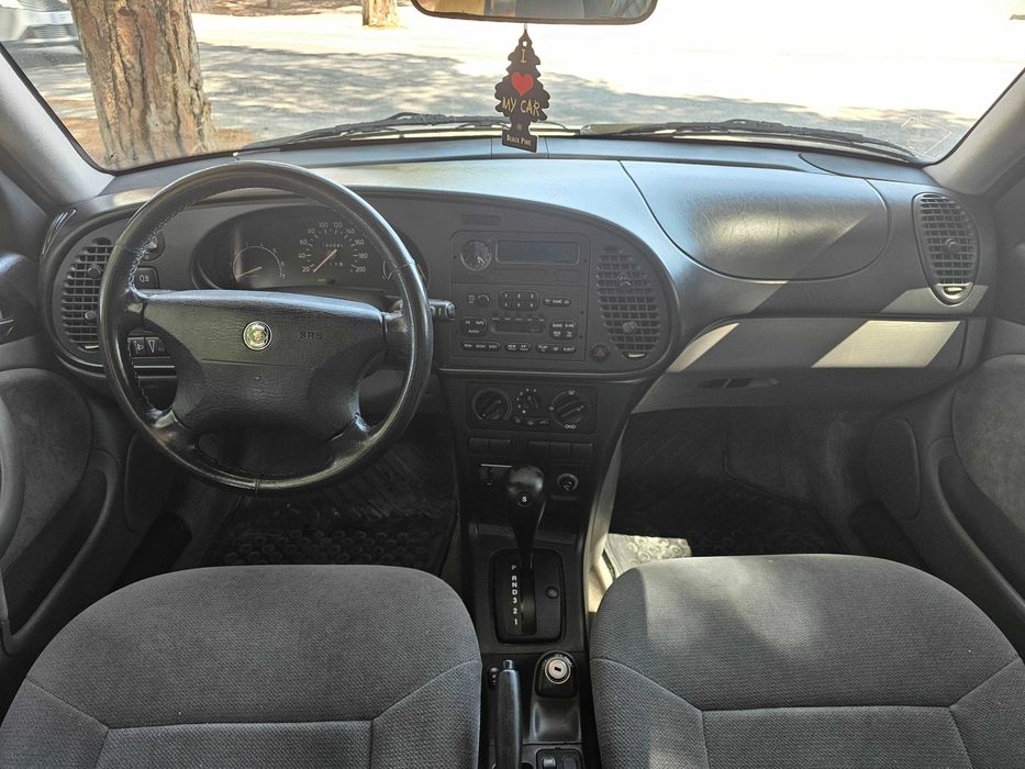 Saab 900 2.0  Caixa Automática