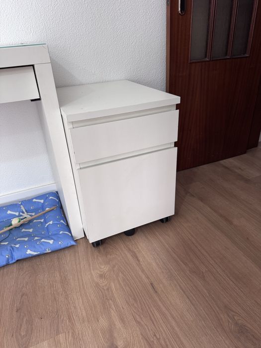 Bloco de gavetas com rodizios Ikea