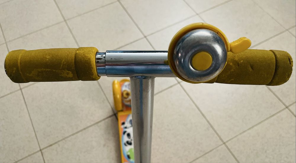 Trotinete Panda com campainha