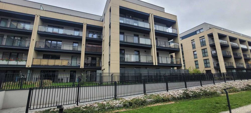 OKAZJA ! Apartament w centrum ,ogródek ,teren zamkniety,garaż