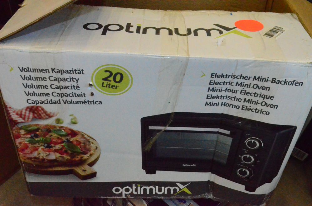 Mini piekarnik OptimumX OPT-20LT-BLACK 20L