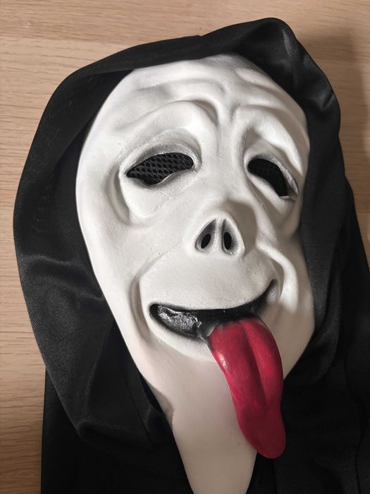 Máscara Scary Movie nova