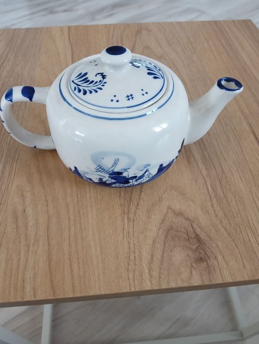 Dzbanek ceramiczny