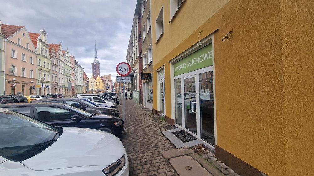 Wynajmę lokal handlowo-usługowy