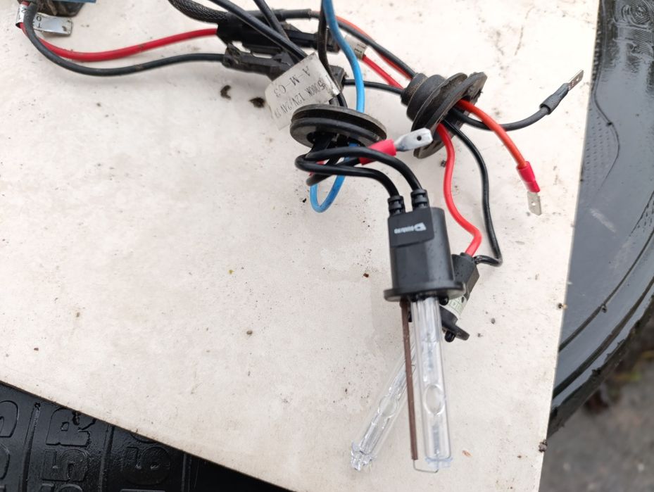 Продам ксенонові лампочки