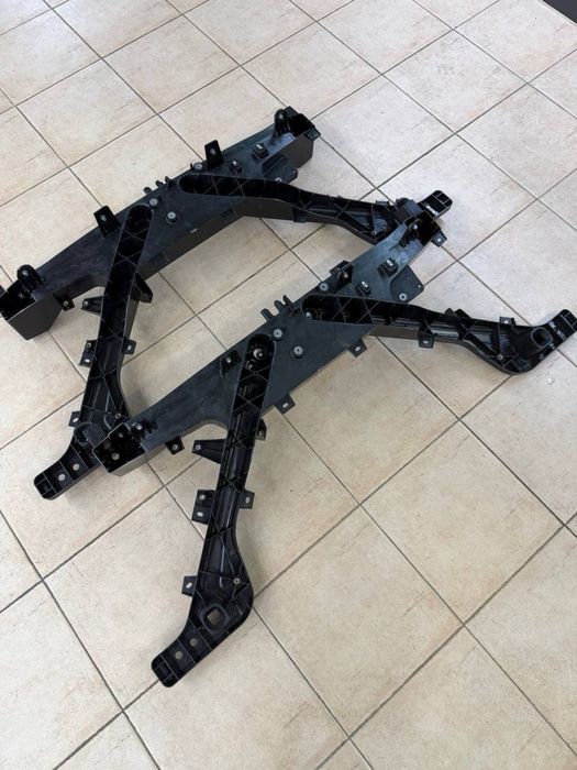 Телевізор Tesla Juniper , установочна панель тесла  1974871-00-C