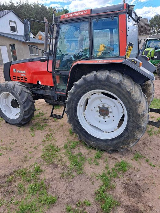 Valmet Valtra  8050 nie Renault