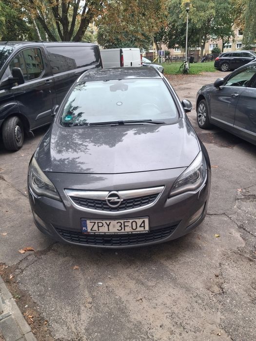 Opel Astra 1.4 turbo  benzyna