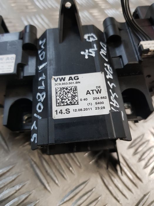 Przełącznik Zespolony 3C9953501Bn 3C9953502B Vw Passat B7 11R-