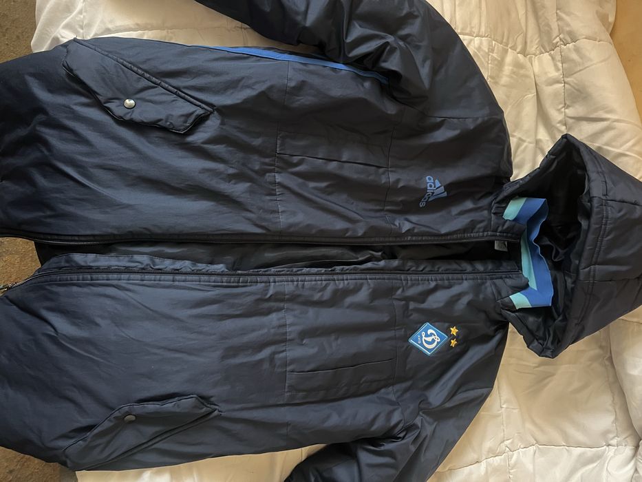 Пуховик зимовий.