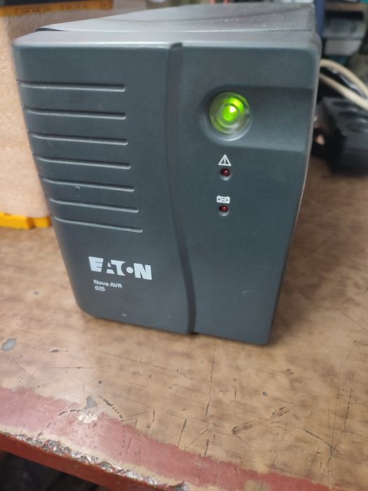 ДБЖ  Eaton  Nova AVR 625