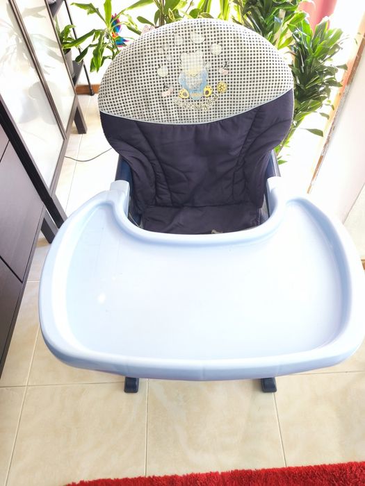 Cadeira de bebê convertível