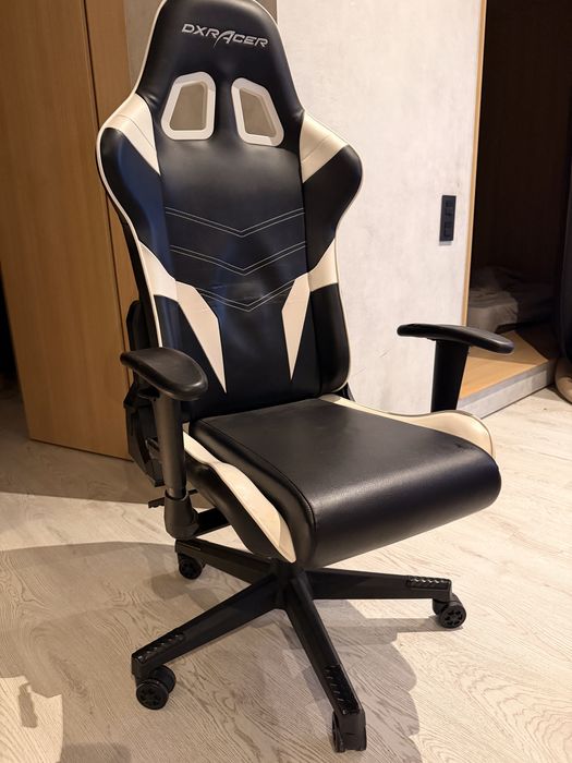 Ігрове Крісло DXRacer Formula Series (F-Series)