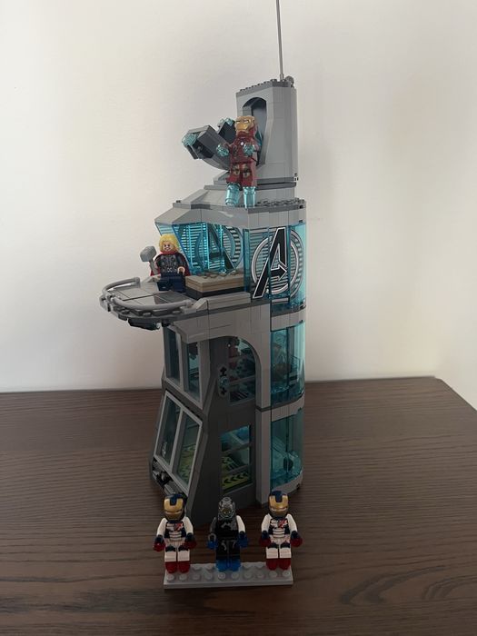 LEGO Marvel Super Heroes 76038 Atak na Wieżę Avengersów