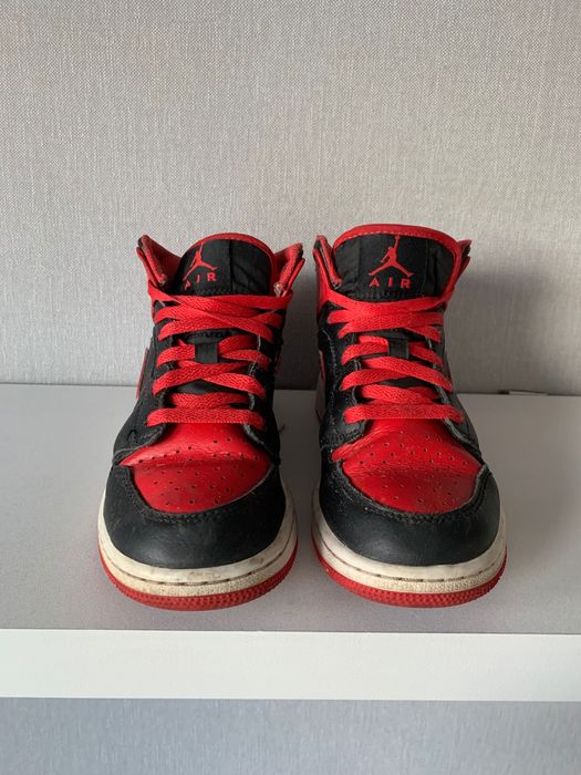 Air Jordan 1 Mid