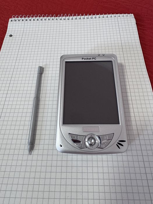 Кишеньковий комп’ютер Pocket PC Medion