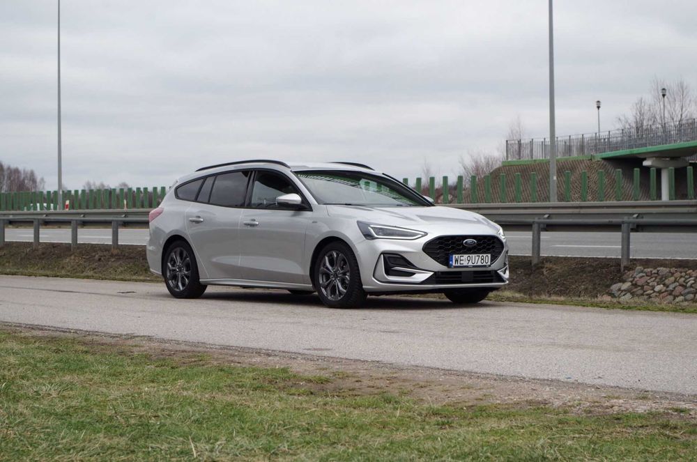 Ford Focus 1.5 d 120 ps kamera/klimatronik/led/pdc/acc