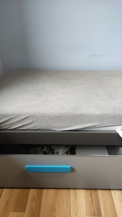 Łóżko młodzieżowe 90x200