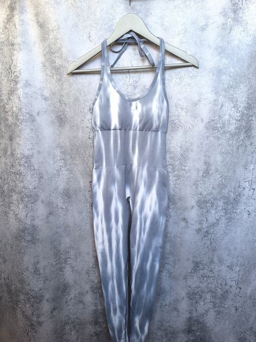 Спортивний комбінезон з відкритою спиною пуш апп