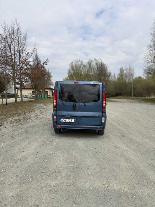 Opel Vivaro 2.0 d 2011