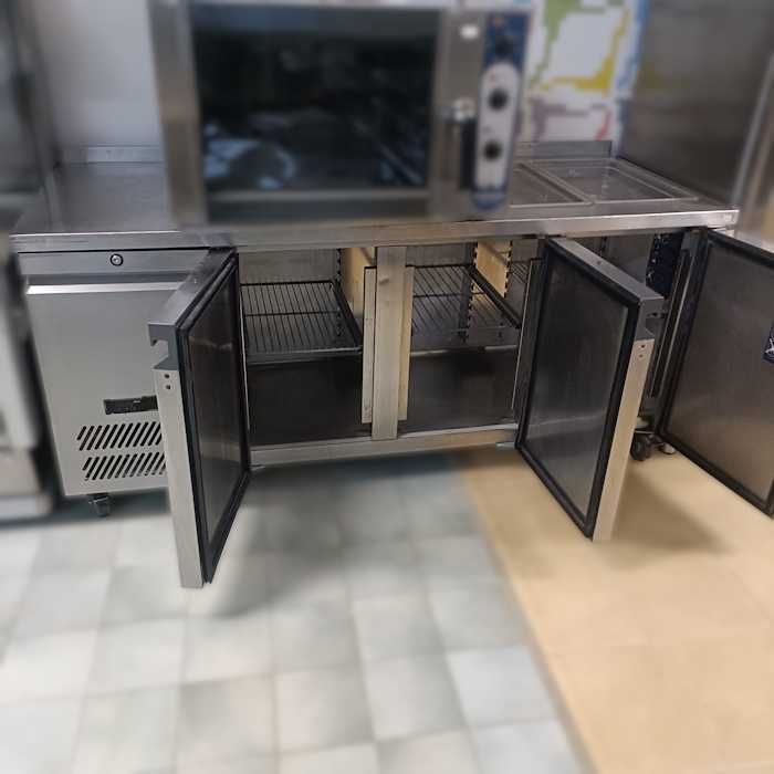 Bancada refrigerada com 3 portas e tampo com abertura para 2 GN 1/164284032505474121