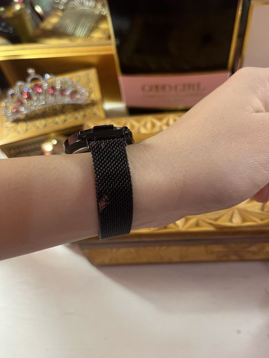 Часы женские gucci.